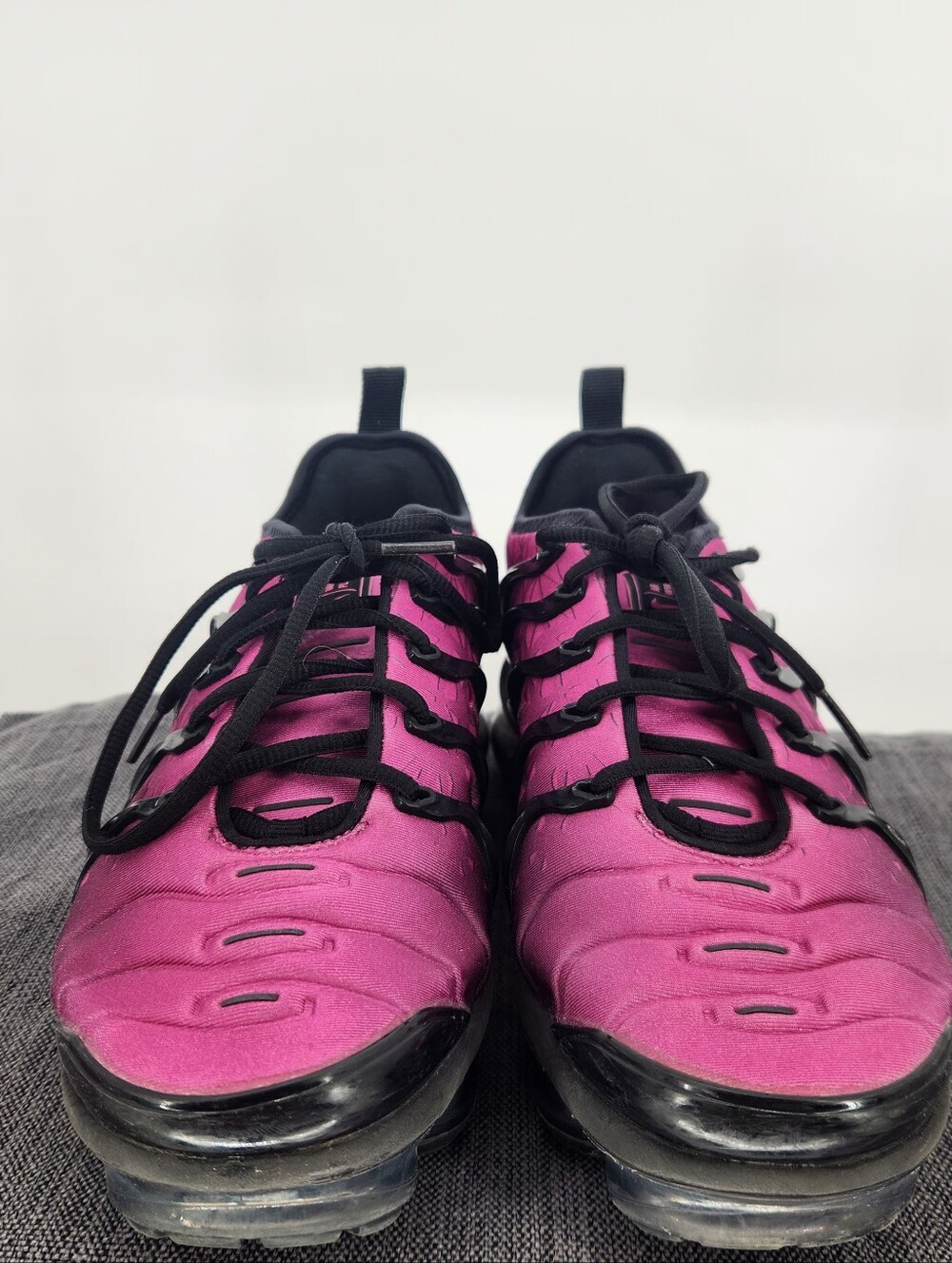 Nike Air VaporMax Plus Active Fuchsia 2019 Womens 7.5 - Picture 3 of 8
